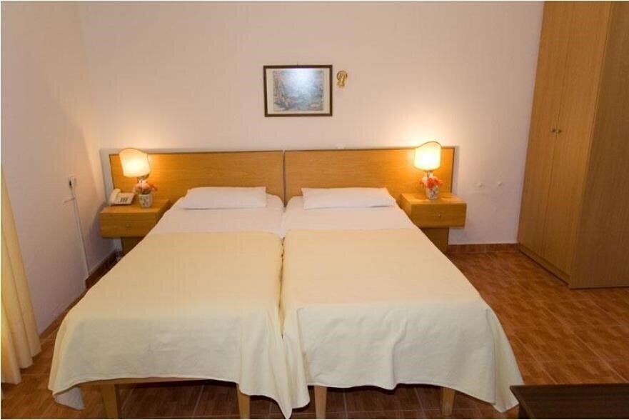 Зображення Adonis Hotel 2*